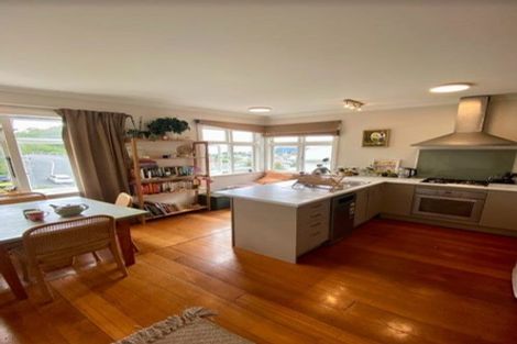 Photo of property in 77 Todman Street, Brooklyn, Wellington, 6021