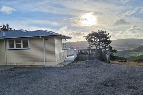 Photo of property in 12a Maraval Crescent, Grenada Village, Wellington, 6037