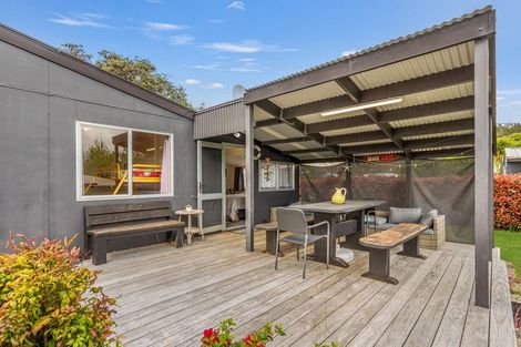 Photo of property in 106 Mckellar Place, Whangamata, 3620