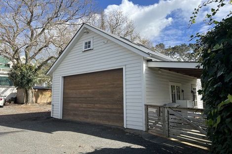 Photo of property in 19 Lake Road, Devonport, Auckland, 0624