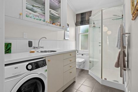 Photo of property in 33 Naylor Street, Hamilton East, Hamilton, 3216