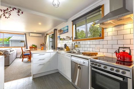 Photo of property in 37 Rochfort Street, Otane, 4202