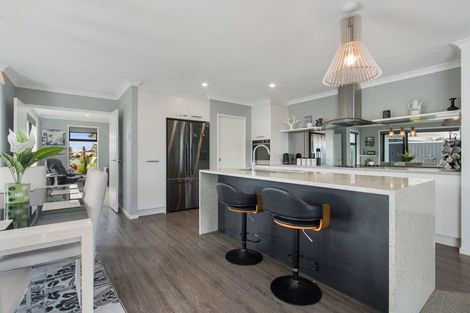 Photo of property in 19 Wairere Rise, Omokoroa, 3114