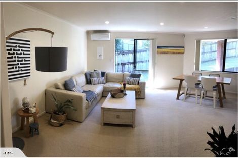 Photo of property in 26 William Gamble Drive, Greenhithe, Auckland, 0632