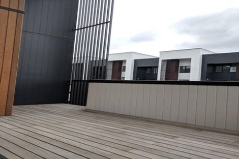 Photo of property in 71 Rangihina Road, Hobsonville, Auckland, 0616