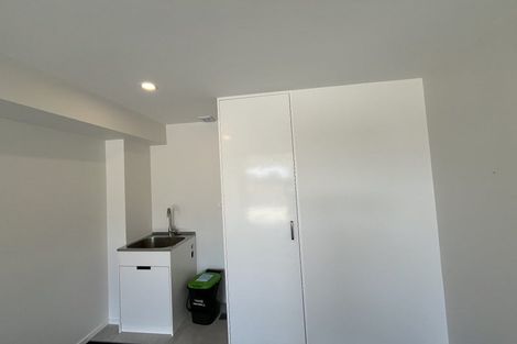 Photo of property in 1/149 Tirimoana Road, Te Atatu South, Auckland, 0602