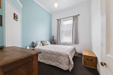 Photo of property in 132 Tukapa Street, Westown, New Plymouth, 4310