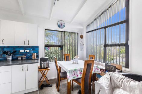 Photo of property in 33 Maratahu Street, Westown, New Plymouth, 4310