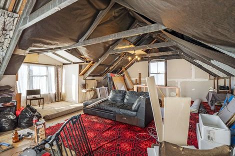 Photo of property in 19 Milne Street, Hunterville, 4730