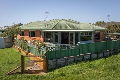 Photo of property in 16 Donegal Place, Katikati, 3129