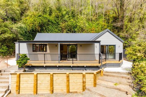 Photo of property in 25 Main Street, Hospital Hill, Napier, 4110