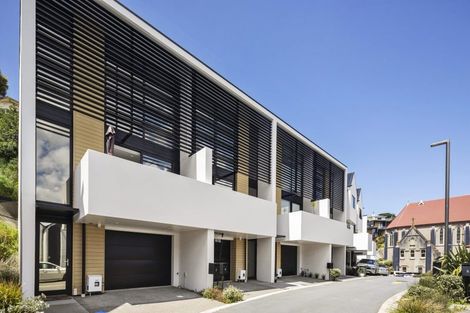 Photo of property in 17 Erica Pabst Way, Island Bay, Wellington, 6023