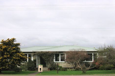 Photo of property in 72 Tiro Tiro Road, Levin, 5510