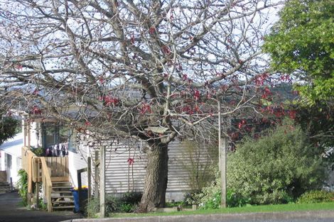 Photo of property in 1/22 Waimumu Road, Massey, Auckland, 0614