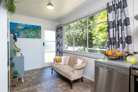 Photo of property in 323 Clifton Road, Te Awanga, 4102