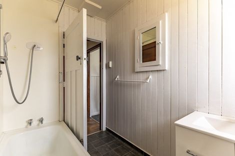 Photo of property in 69 Racecourse Road, Waipukurau, 4200