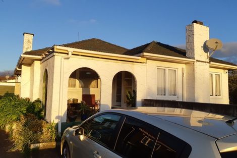 Photo of property in 177 Edmonton Road, Te Atatu South, Auckland, 0610