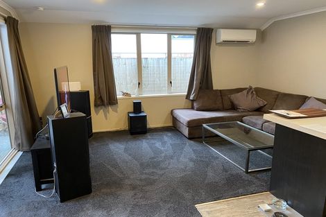 Photo of property in 114u4 Old Farm Road, Hamilton East, Hamilton, 3216