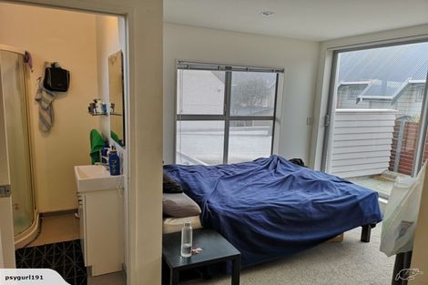 Photo of property in 63u2 Darlington Road, Miramar, Wellington, 6022