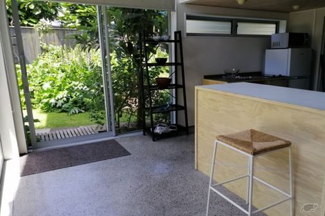 Photo of property in 52 Hine Street, New Plymouth, 4310