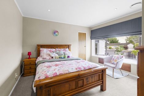 Photo of property in 4 Newcastle Road, Dinsdale, Hamilton, 3204