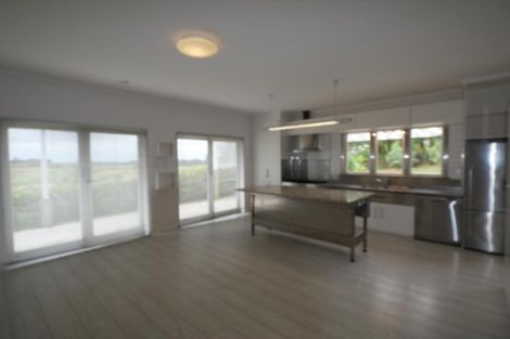 Photo of property in 189 Jutland Road, Pukekohe, 2120