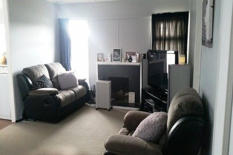 Photo of property in 6a Henderson Avenue, Tuakau, 2121