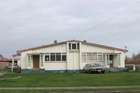 Photo of property in 8-10 Forth Street, Levin, 5510