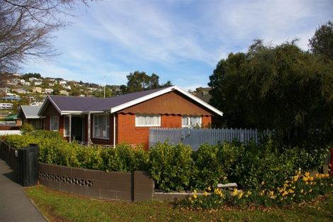 Photo of property in 2 Holliss Avenue, Cashmere, Christchurch, 8022