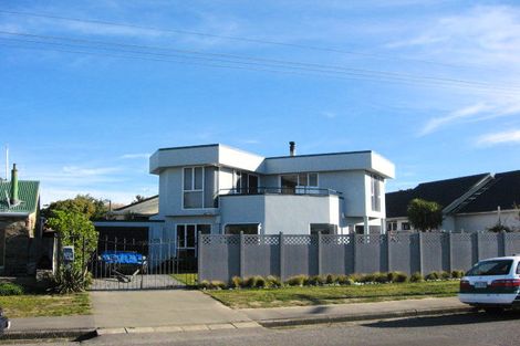 Photo of property in 314 Marine Parade, New Brighton, Christchurch, 8061