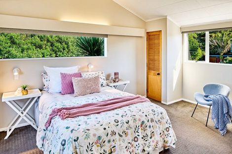 Photo of property in 10 Kotipu Place, Pukerua Bay, 5026