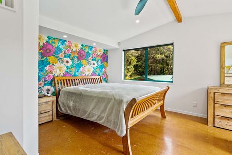Photo of property in 108 Opanuku Road, Henderson Valley, Auckland, 0612