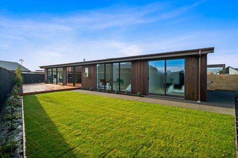 Photo of property in 90 Stationmasters Way, Prebbleton, 7604