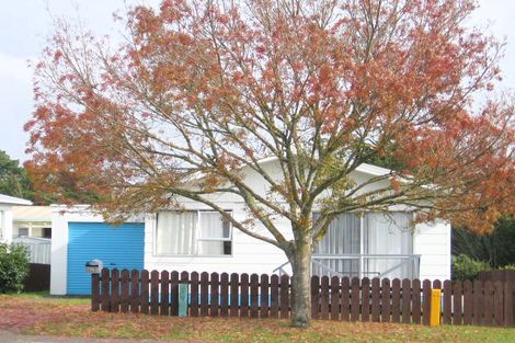 Photo of property in 69a Red Beach Road, Red Beach, 0932