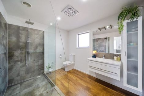 Photo of property in 19b Kenmore Street, Westown, New Plymouth, 4310
