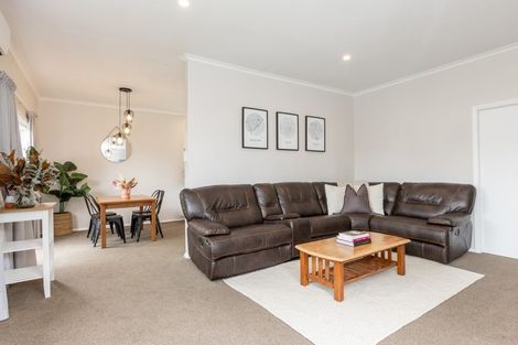 Photo of property in 915 Churchill Street, Akina, Hastings, 4122