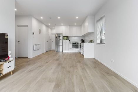 Photo of property in 25 Potter Avenue, Northcote, Auckland, 0627