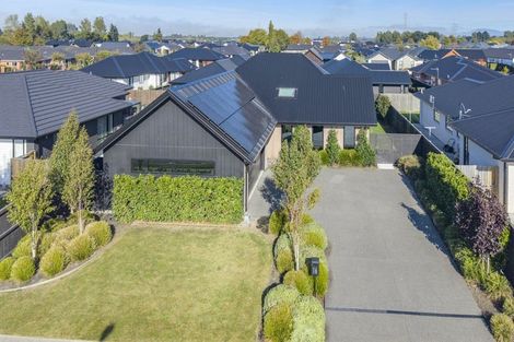 Photo of property in 16 Valour Drive, Rangiora, 7400