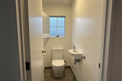 Photo of property in 52 Fitzwilliam Drive, Torbay, Auckland, 0630