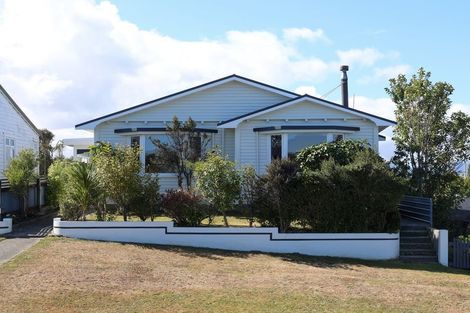 Photo of property in 70 Sale Street, Hokitika, 7810