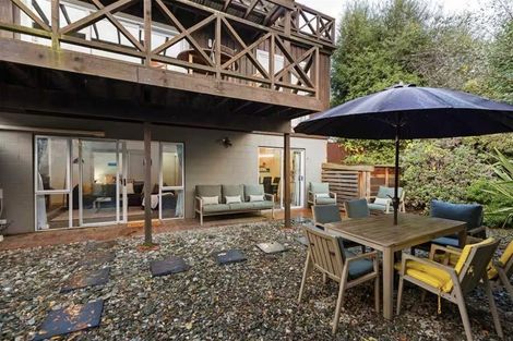 Photo of property in 39/37 Hallenstein Street, Queenstown, 9300