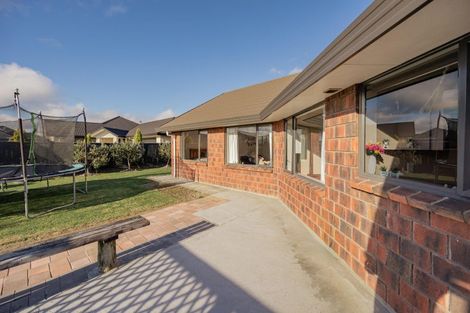 Photo of property in 4 Nevada Way, Kelvin Grove, Palmerston North, 4414