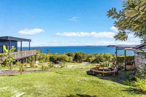 Photo of property in 9 Elizabeth Point Road, Kawau Island, 0920