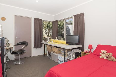 Photo of property in 3 Lark Place, Welcome Bay, Tauranga, 3112