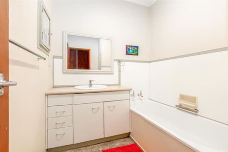 Photo of property in 1310 Old North Road, Helensville, 0875