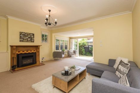 Photo of property in 1/193 Weston Road, St Albans, Christchurch, 8052