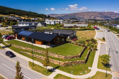 Photo of property in 20 Infinity Drive, Wanaka, 9305