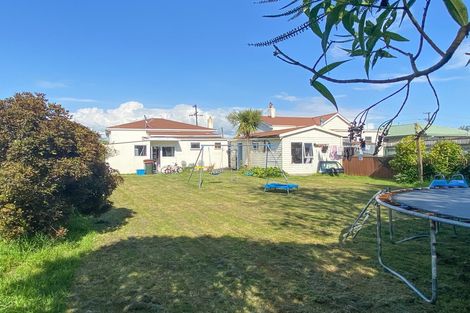 Photo of property in 18 Juliet Street, Stratford, 4332