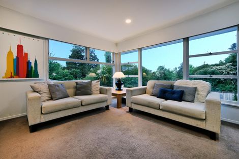 Photo of property in 12 Havelle Avenue, Titirangi, Auckland, 0604
