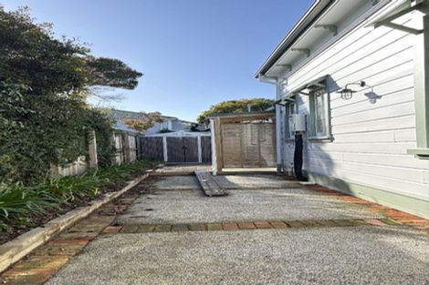 Photo of property in 241 Ruahine Street, Roslyn, Palmerston North, 4414